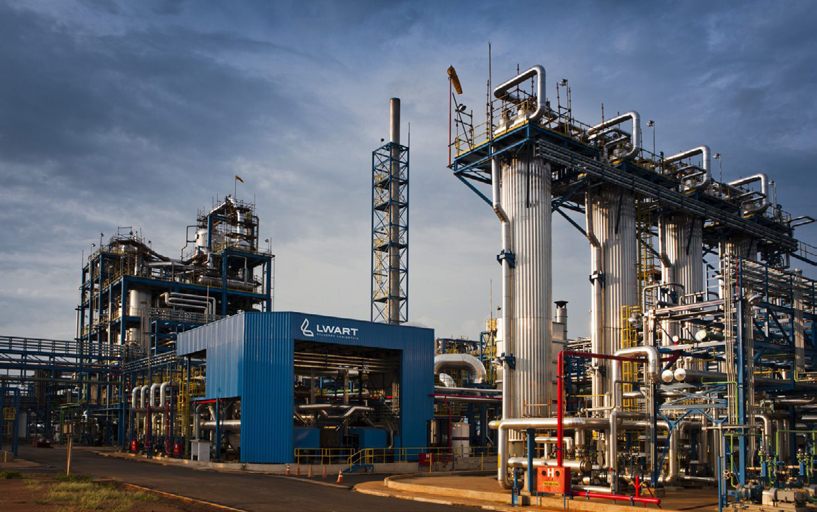 Lwart — Refinaria Industrial